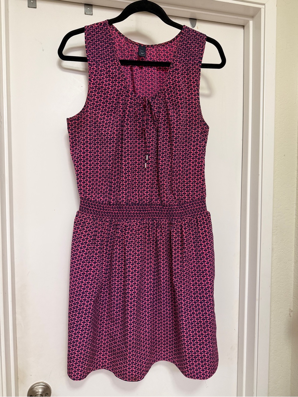 GAP sleeveless smock dress pink/navy pattern - size L - Picture 3 of 9